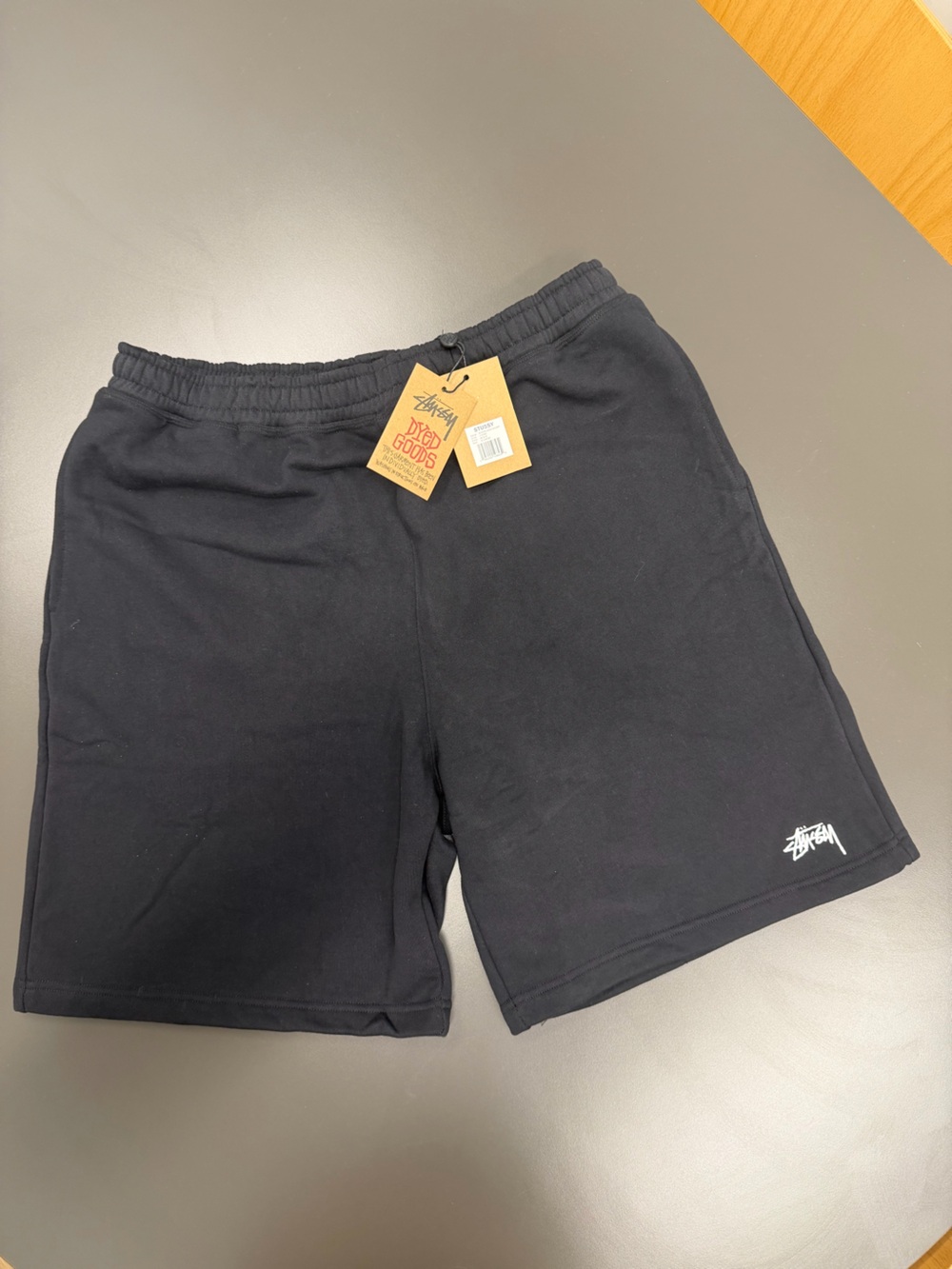 Stüssy black sweat shorts with pockets embroidered logo size XL NWT